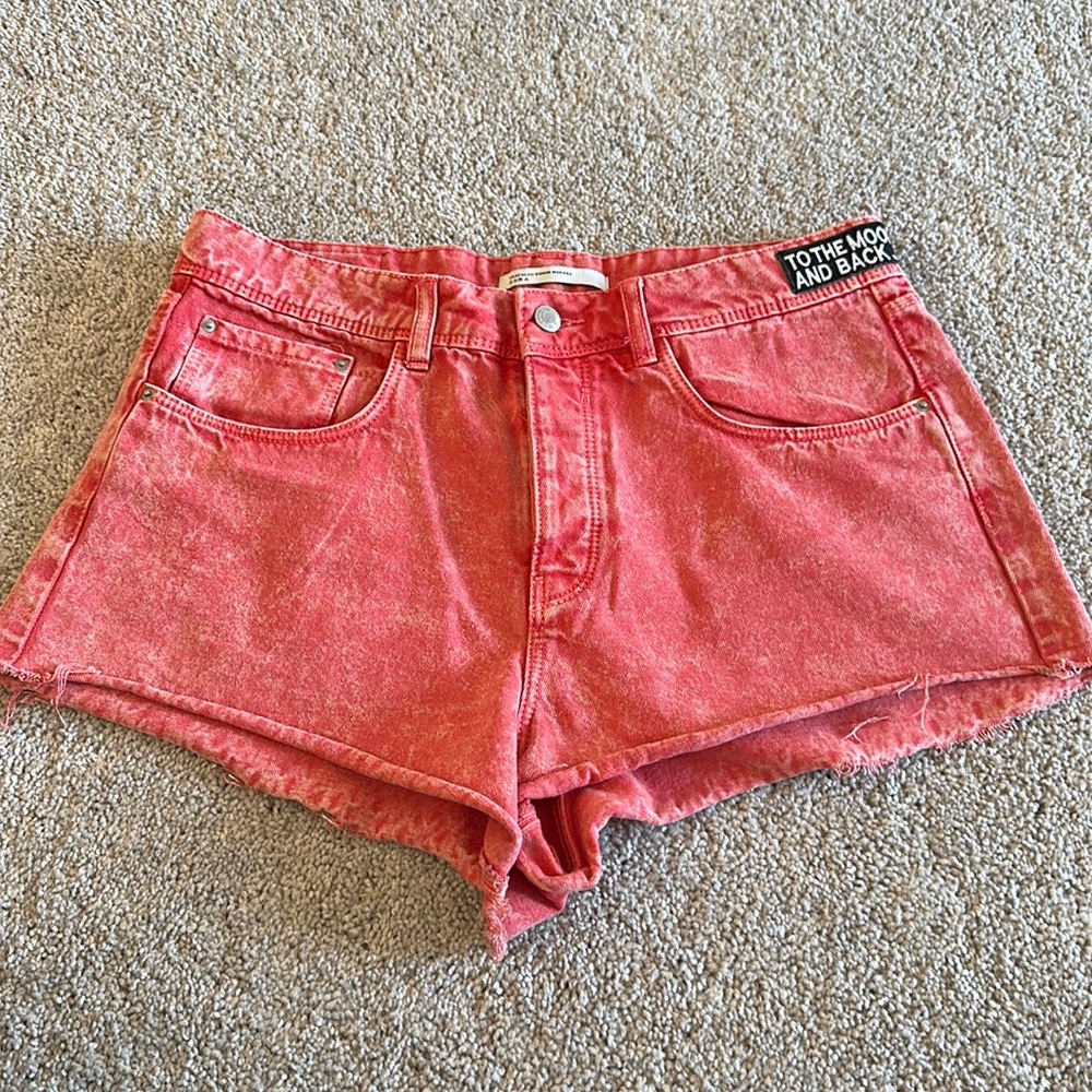 Zara red acid wash denim shorts with patches